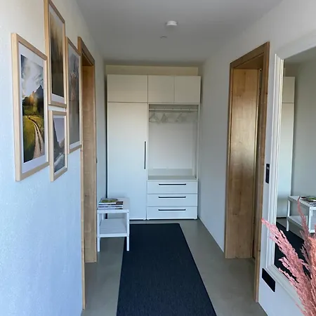 Gschwendt - Zentrale Und Ruhige Lage Mit Eigenem Parkplatz *