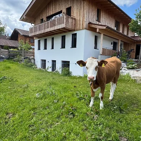 Gschwendt - Zentrale Und Ruhige Lage Mit Eigenem Parkplatz Miesbach
