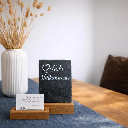 Lejlighed Gschwendt - Zentrale Und Ruhige Lage Mit Eigenem Parkplatz *